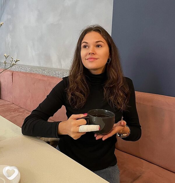 Алина, 21, Самаре — анкета №1474047