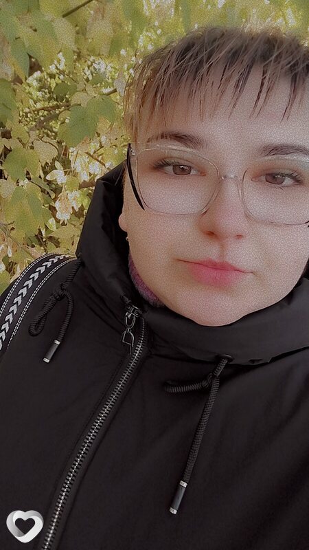 Люба, 23, Донецке — анкета №1474115