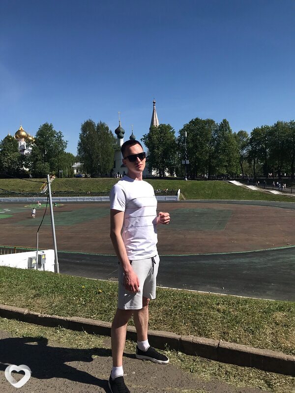 Олег, 34, Москве — анкета №1474145