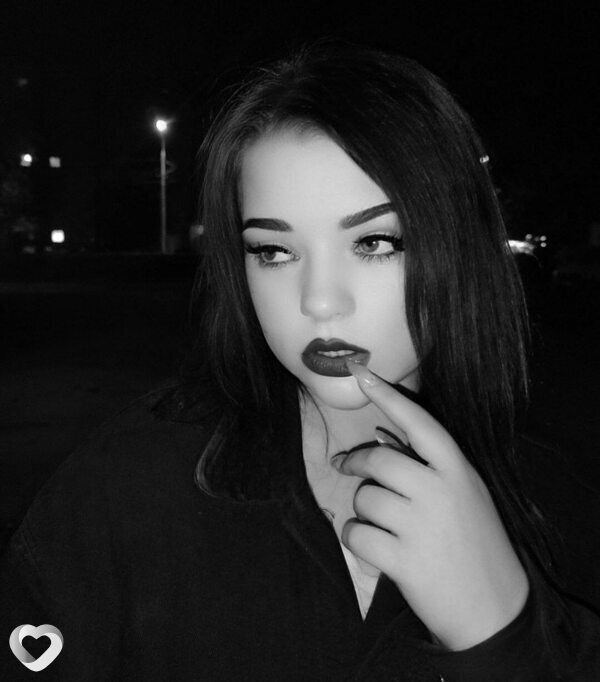Алëна, 22, Ярославле — анкета №1475369
