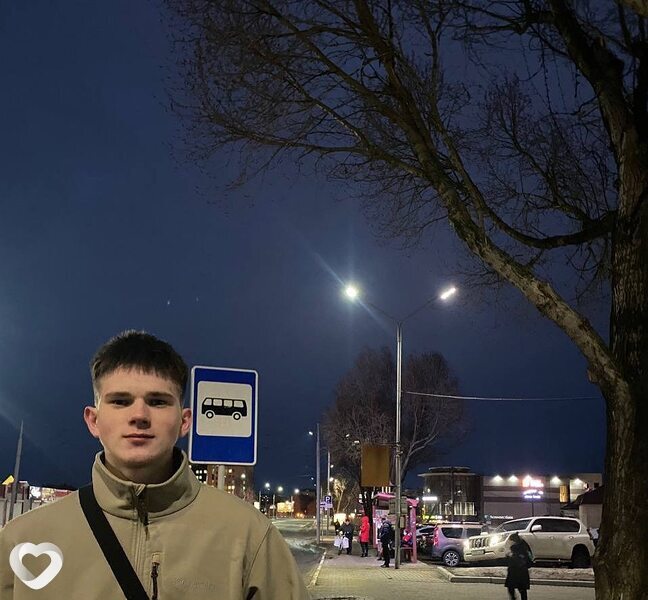 Артём, 19, Орше — анкета №1475210