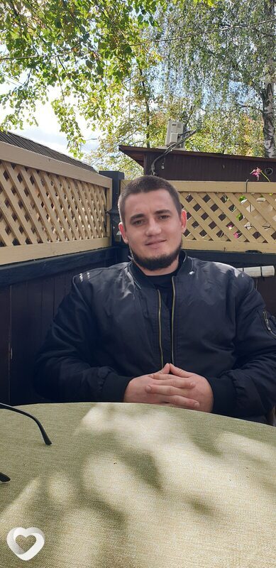 Артем, 28, Астрахани — анкета №1475233