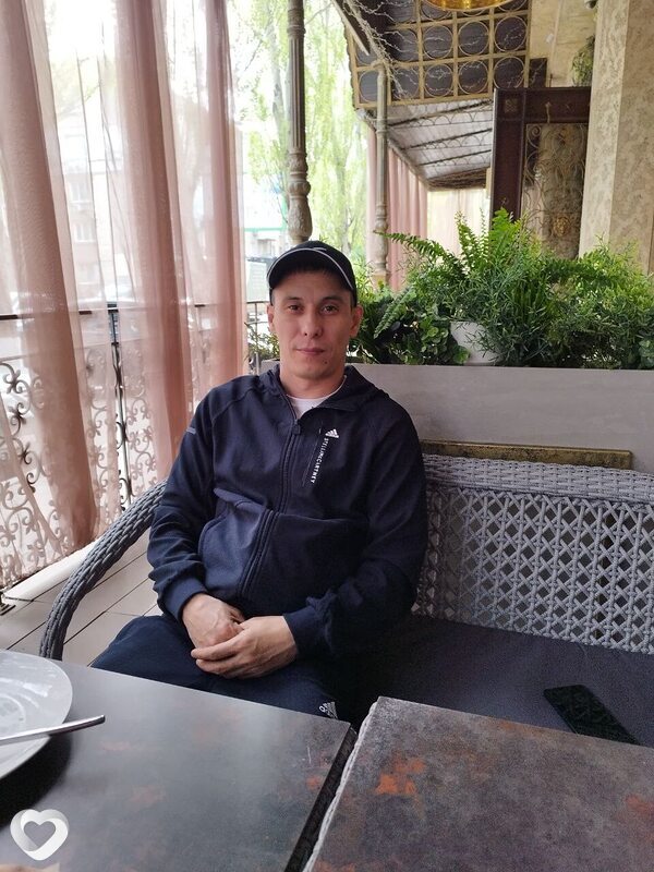 Вадим, 38, Луганске — анкета №1477017