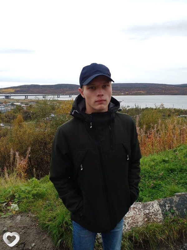 Андрей, 21, Мурманске — анкета №1477033