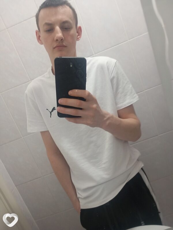 Сергей, 23, Новосибирске — анкета №1477279