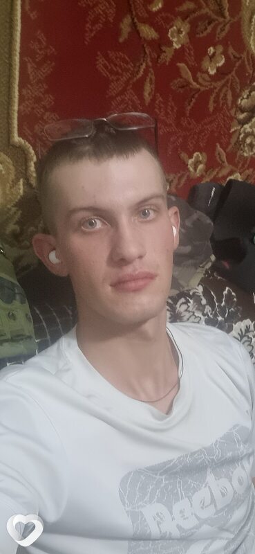 Вова, 22, Красном Луче — анкета №1478934