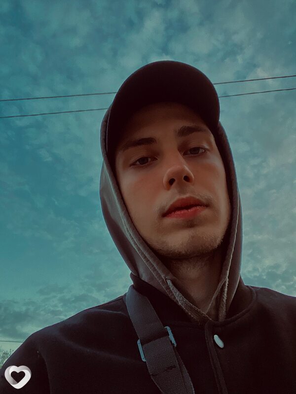 Кирилл, 23, Петропавловске-Камчатском — анкета №1479123