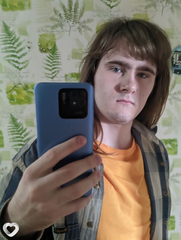 Евгений, 20, Калининграде — анкета №1479682
