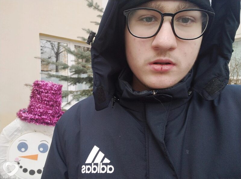 Лёша, 20, Минске — анкета №1480292