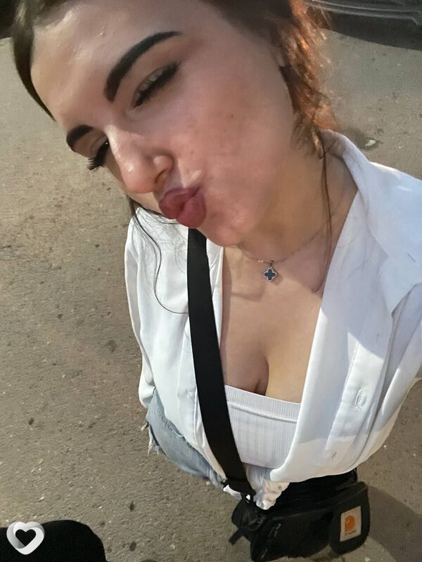 Карина, Варшава