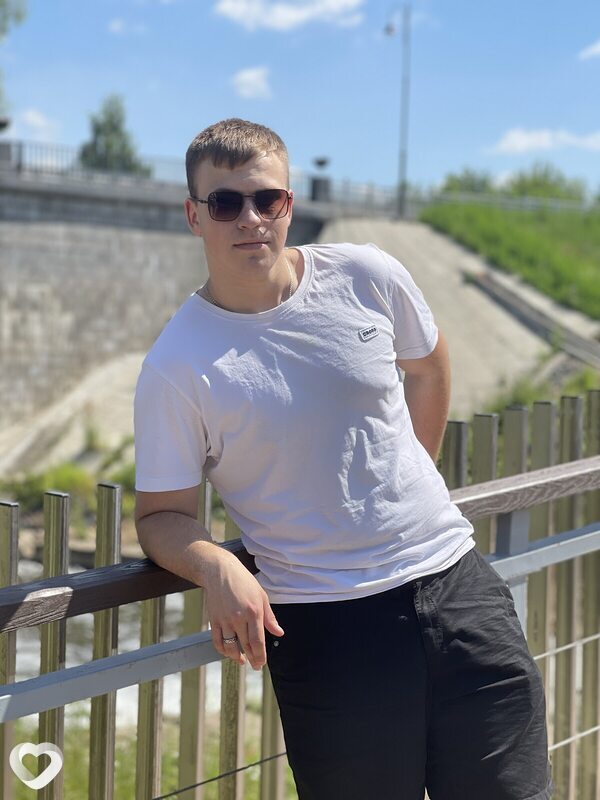 Антон, 23, Клине — анкета №1480965