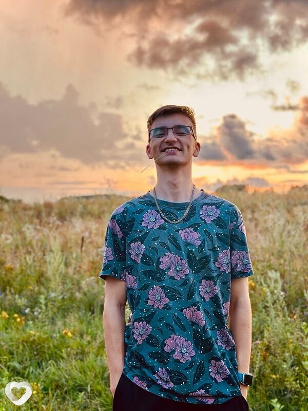 Данил, 21, Москве — анкета №1482625