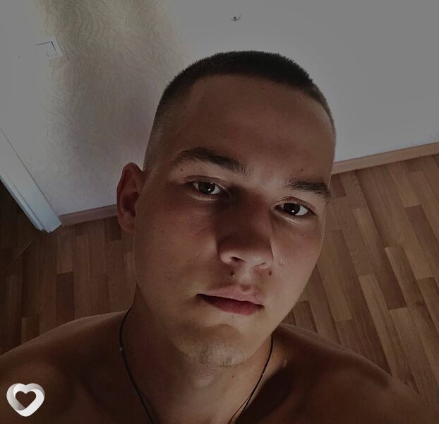 Павел, 22, Нижневартовске — анкета №1482881