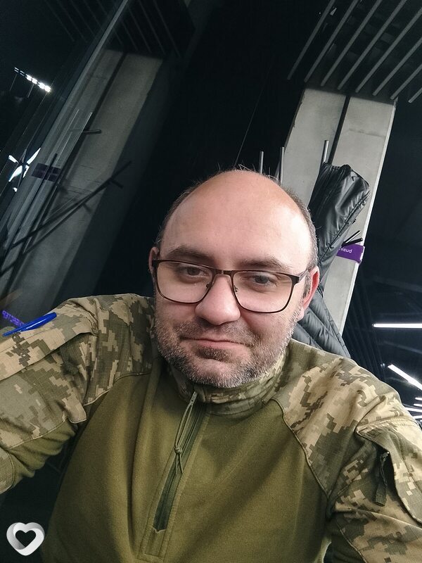 Dmitriy, 39, Черновцах — анкета №1483434