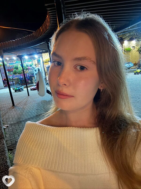 Елизавета, 20, Калуге — анкета №1483609