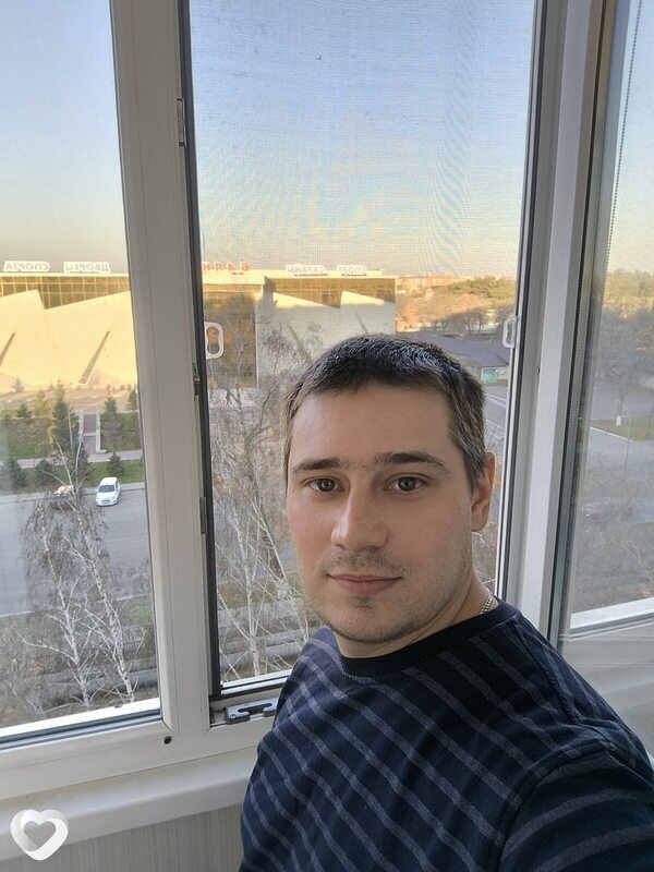 Виктор, 32, Аксу — анкета №1483758