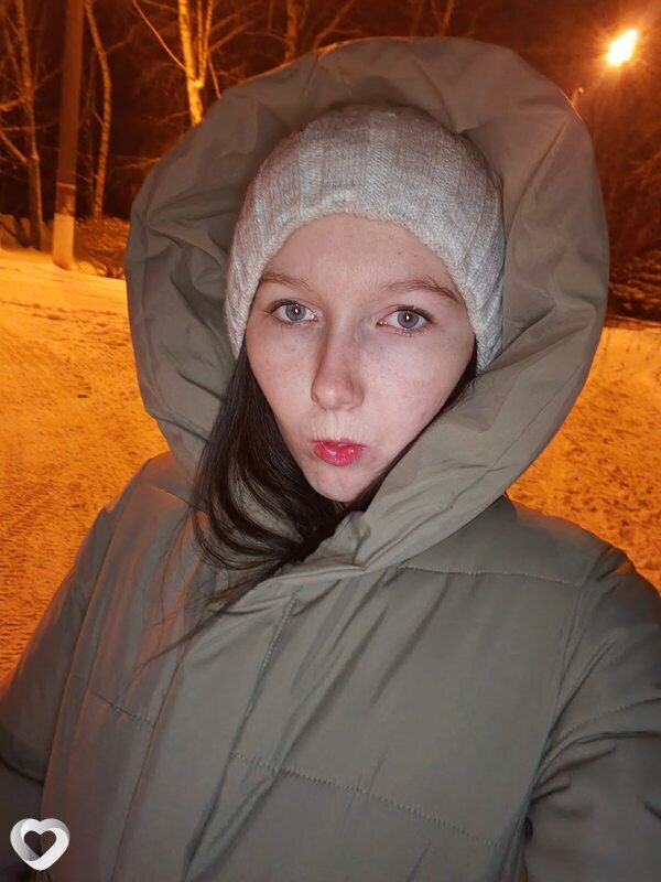 Карина, 23, Белгороде — анкета №1484028