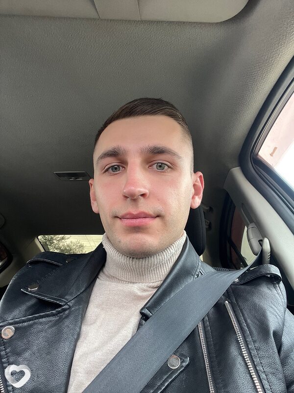 Толя, 28, Москве — анкета №1484916
