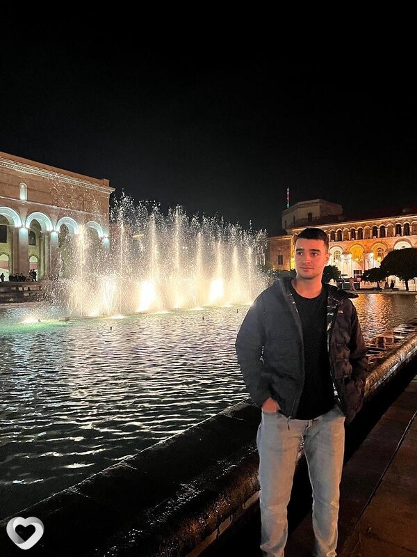 Алекс, 26, Москве — анкета №1485346