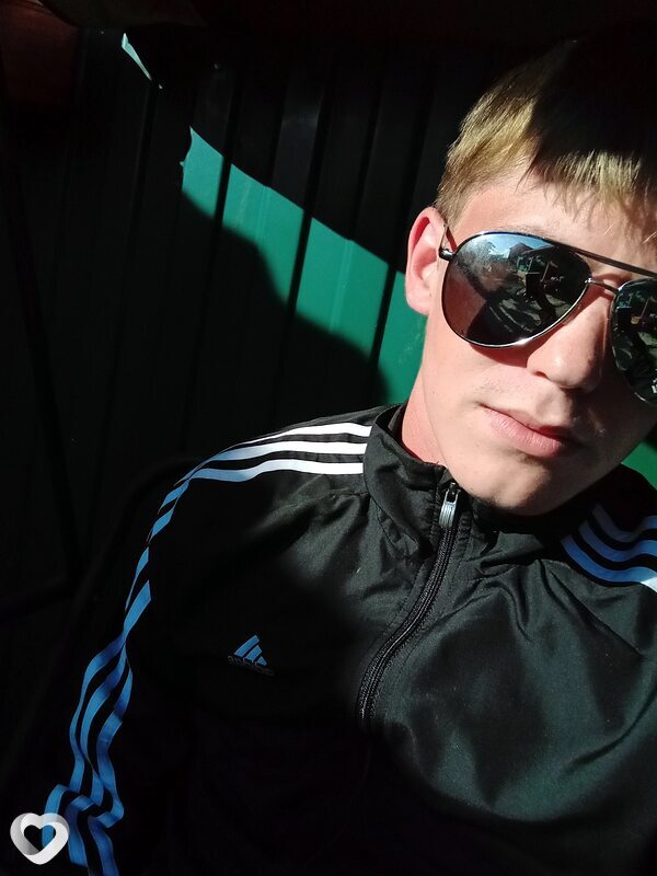 Максим, 23, Ленинске-Кузнецком — анкета №1486192