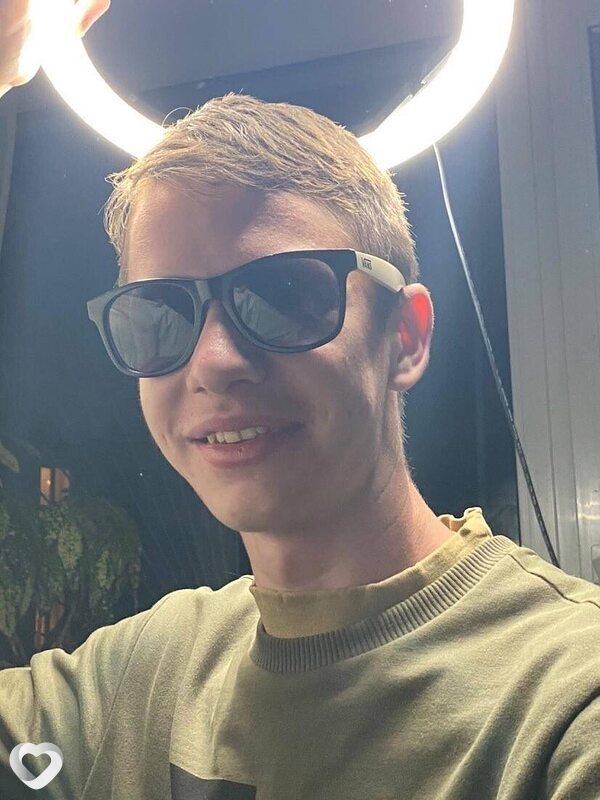 Дмитрий, 25, Новокузнецке — анкета №1486464