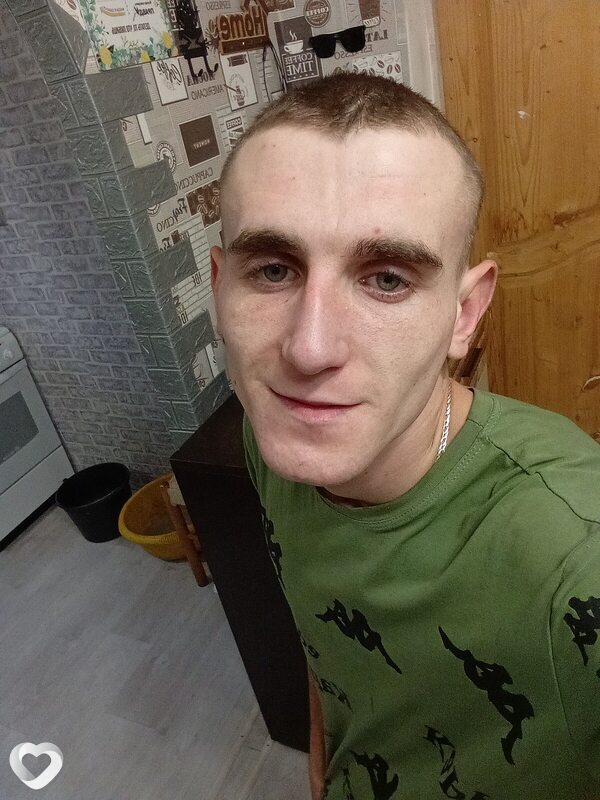 Артем, 27, Кричеве — анкета №1486948