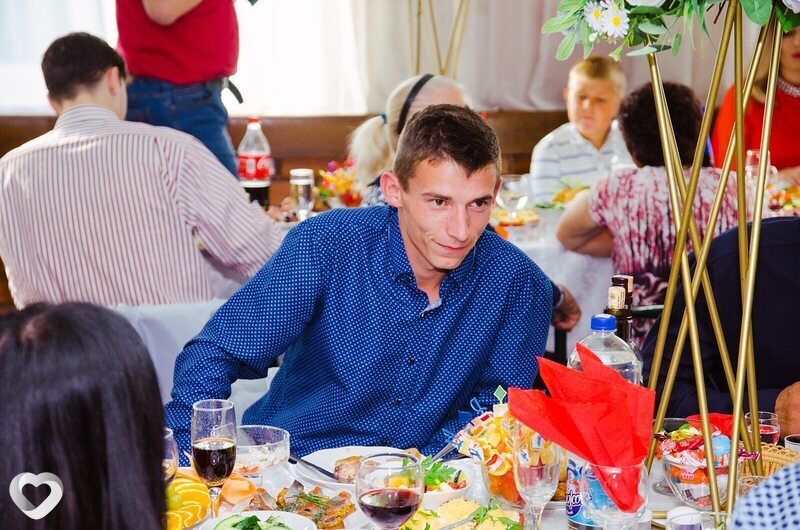 Иван, 26, Шарковщине — анкета №1486377