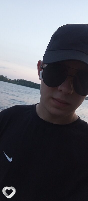 Арсений, 23, Ярославле — анкета №1487012