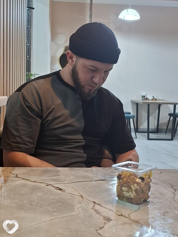 Амир, 25, Кингисеппе — анкета №1487242