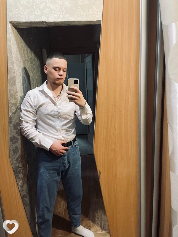 Антон, 25, Москве — анкета №1487124