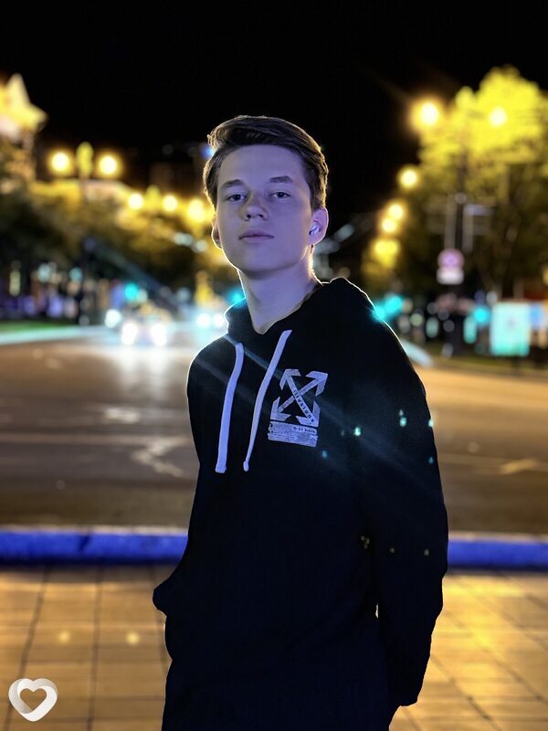 Тимур, 21, Хабаровске — анкета №1487479