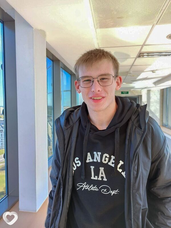 Виталик, 23, Гомеле — анкета №1488100