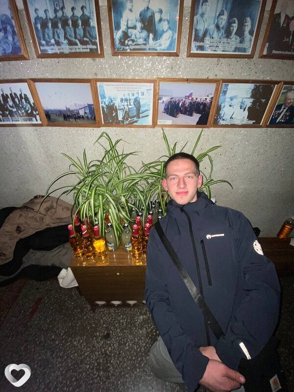Саша, 21, Москве — анкета №1488600