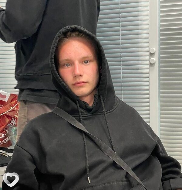 Данила, 21, Королёв — анкета №1489237