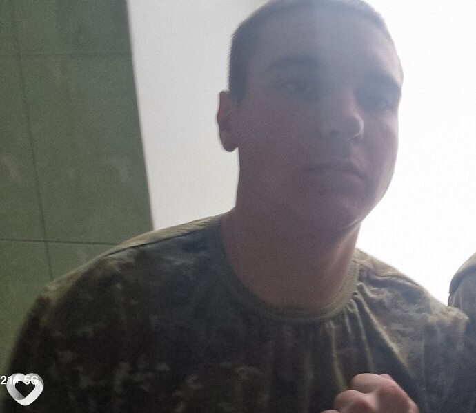 Евгений, 20, Мозыре — анкета №1489259