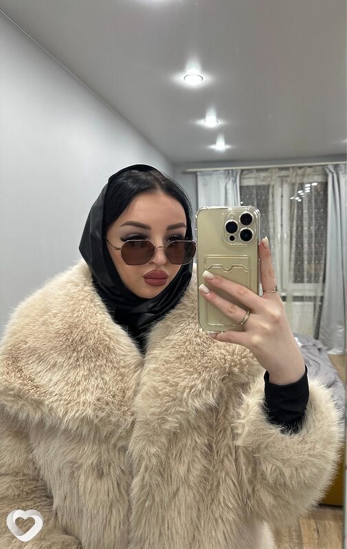 Илона, Мирный