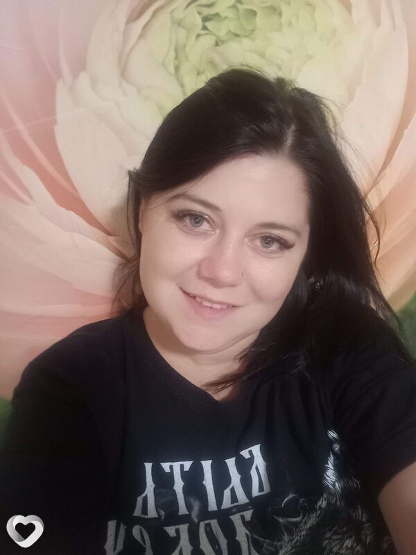 Алёна, 31, Ахтубинске — анкета №1492279