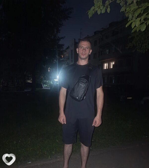 Валера, 23, Новосибирске — анкета №1492516