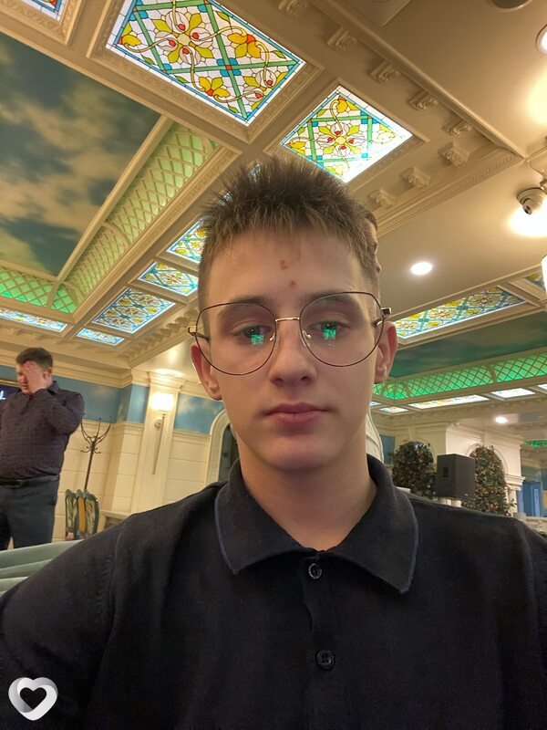 Назар, 21, Москве — анкета №1493036