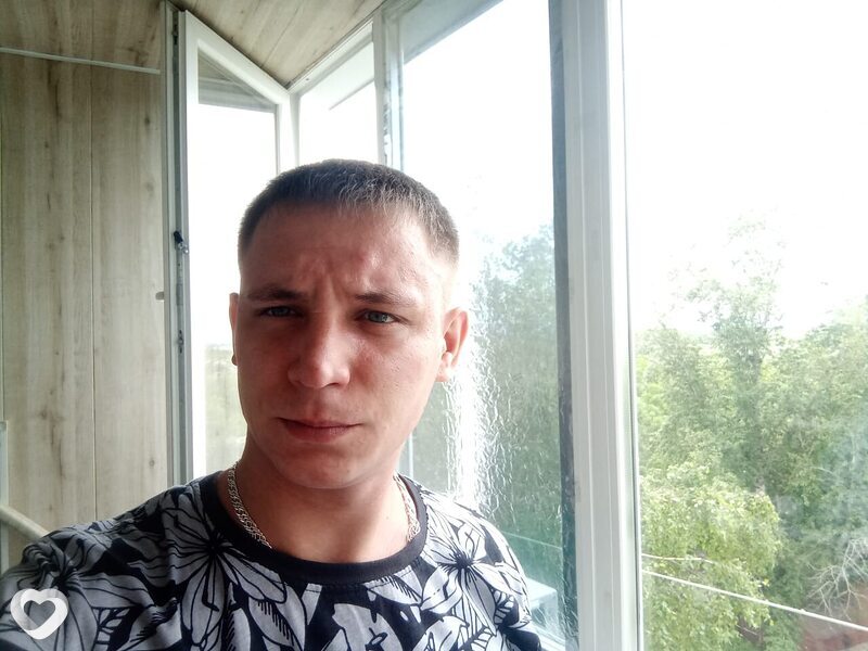 Артём, 31, Хабаровске — анкета №1493302
