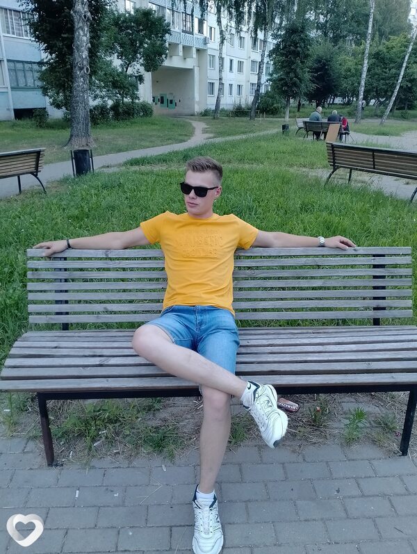Артём, 26, Ганцевичах — анкета №1494185
