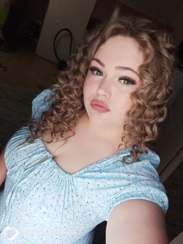 Ксения, 26, Екатеринбурге — анкета №1493879