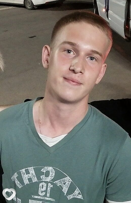 Вадим, 20, Москве — анкета №1494528
