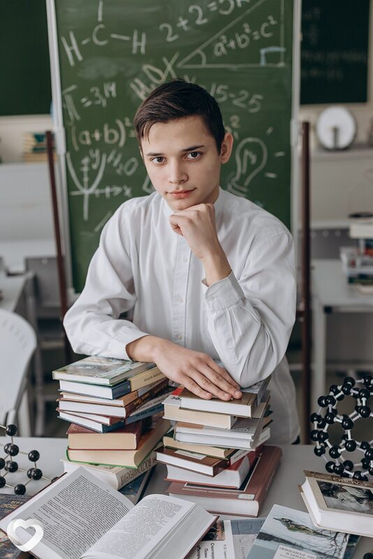 Артём, 20, Санкт-Петербурге — анкета №1495619