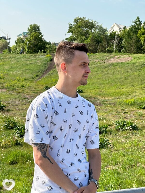 Денис, 27, Омске — анкета №1495746