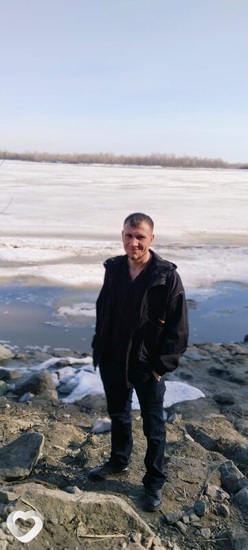 Олег, 30, Барнауле — анкета №1495969
