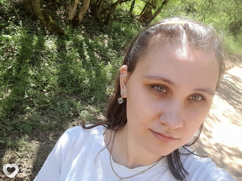 Настя, Саки