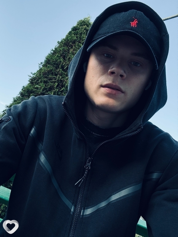 Игорь, 24, Химках — анкета №1496279