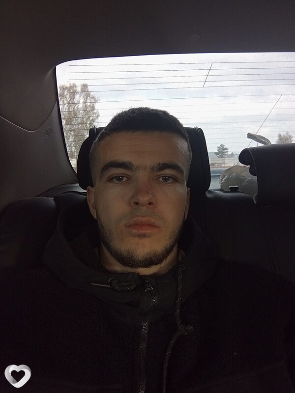 Фоат, 27, Барнауле — анкета №1497057