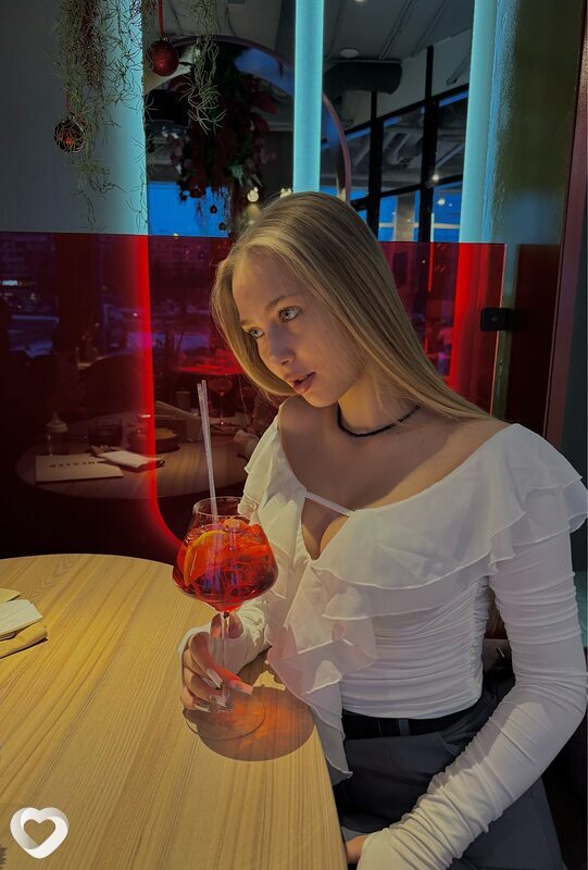 Ленусик, 19, Москве — анкета №1497677